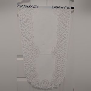 Vintage White Lace Oblong Table Runner & Table Cloth 52" x 14" New without Tag